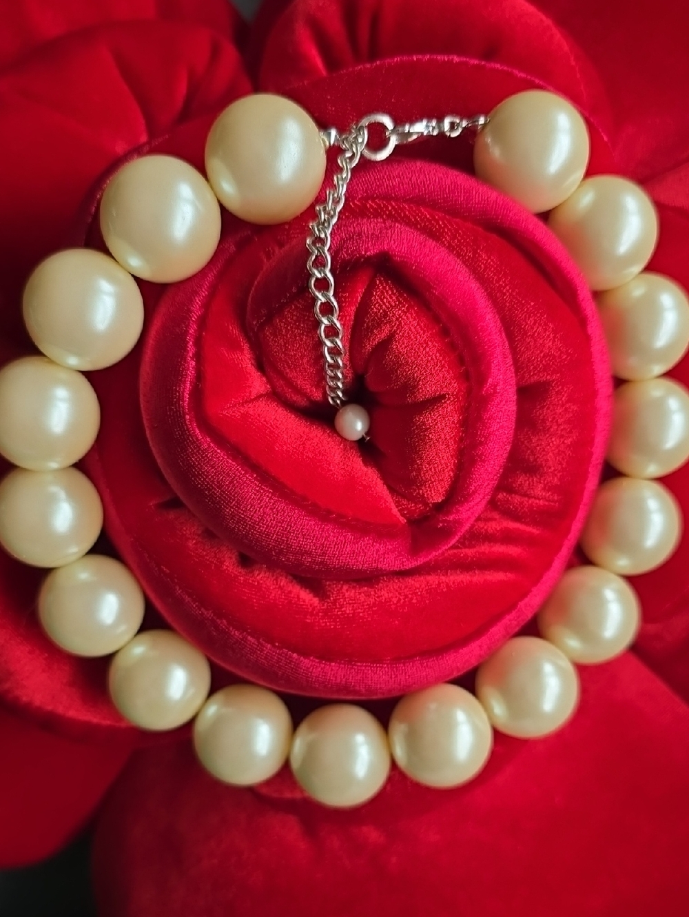 Classic Ivory Pearl Beaded Choker Necklace - Elegant Women's Jewelry